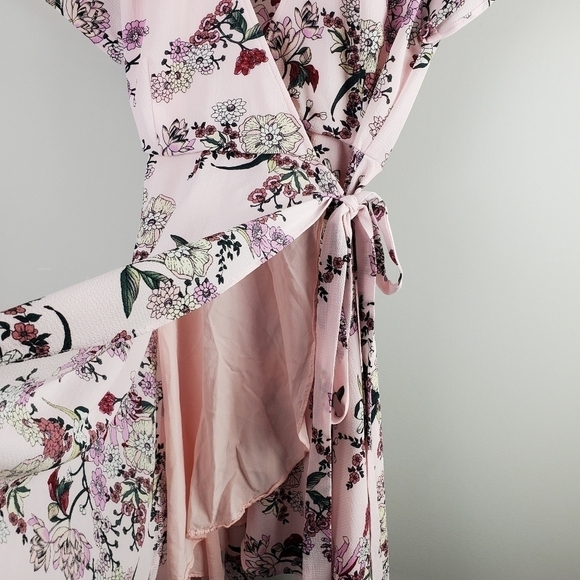 Aakaa Pink Floral Wrap Dress Small - Picture 3 of 6
